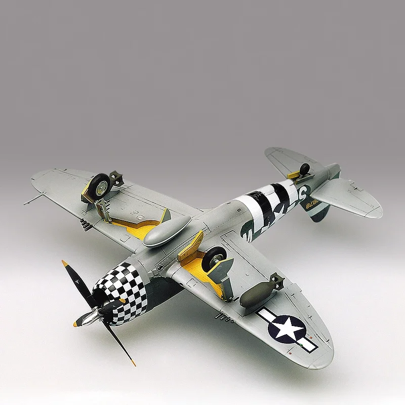 Academy-Kit de modelo de avión ensamblado, 12474, American P-47D, Thunderbolt Fighter 1/72