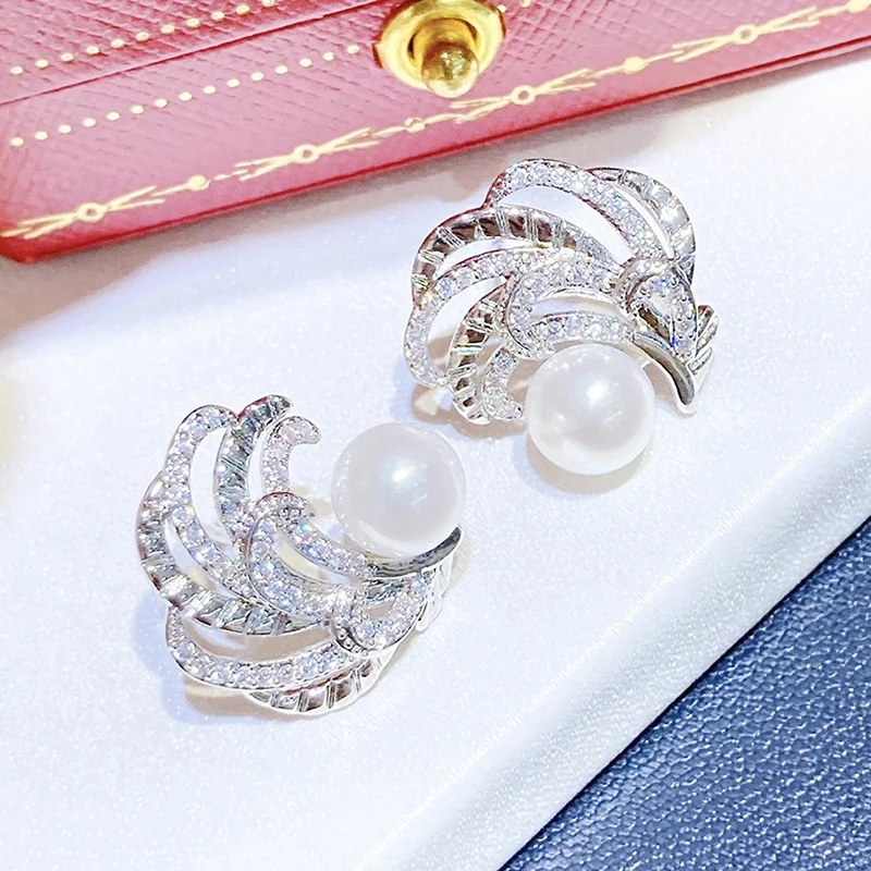 Huitan Graceful Shiny Zirconia Ear Stud Lady Engagement Earrings Jewelry with Simulated Pearl Delicate Accessories for Wedding