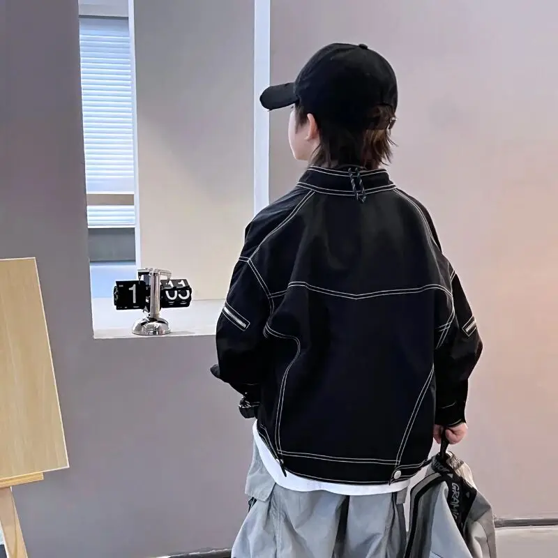 سترة للأولاد بتصميم خيط لامع ملابس ربيعية وخريفية وسيم 2025 سترة جديدة للأطفال بياقة واقفة