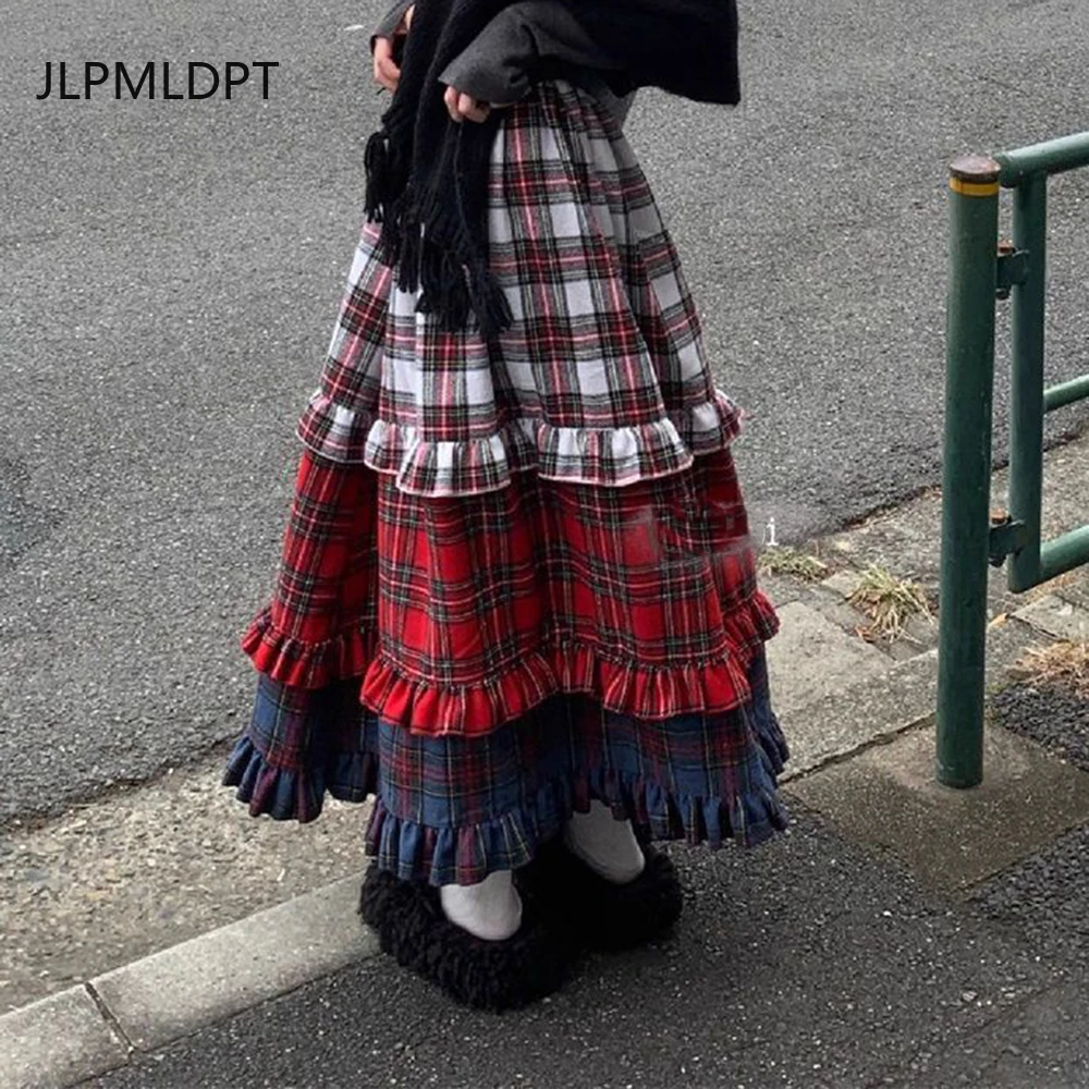 

Retro lace color matching gradual change plaid skirt autumn and winter 2025 new versatile thin loose cake dress women