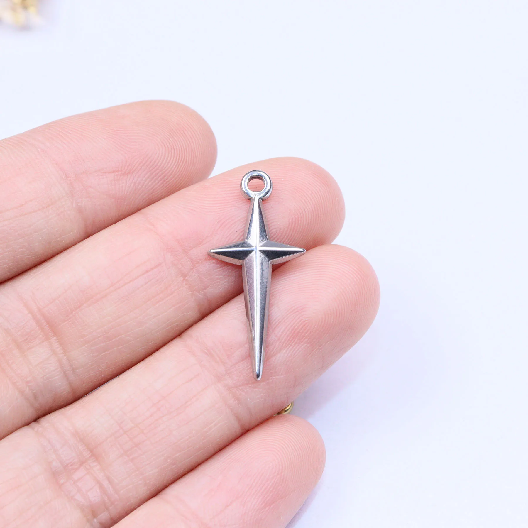 

Wholesale 5pcs Stainless Steel Star DIY Fashion Jewelry Necklace Making High Quality Vacuum Plated WaterProof