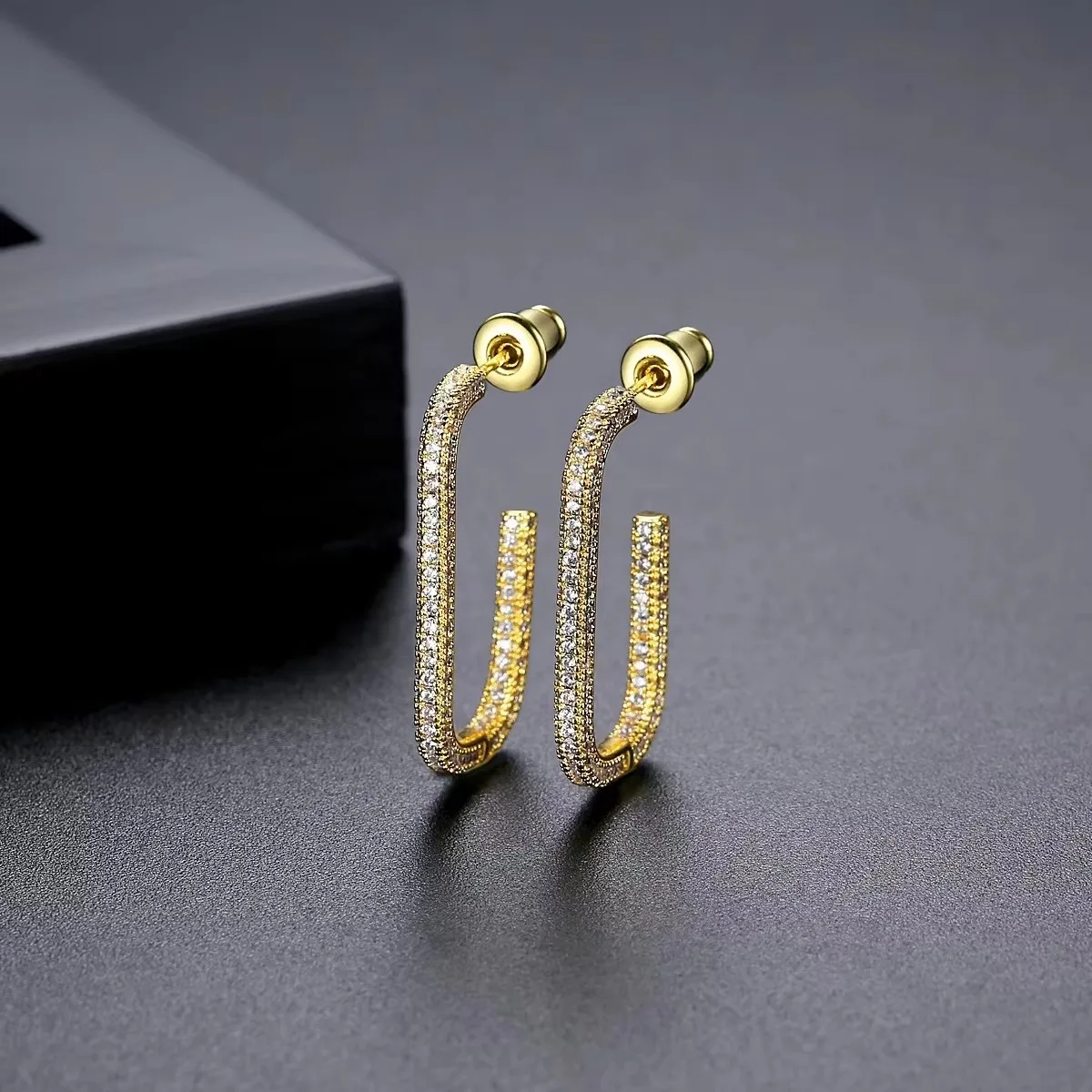 FXLRY Simple Shinning Big Gold Cubic Zirconia U Shape Hoop Earrings for Women Girl Fashion Party Accessories