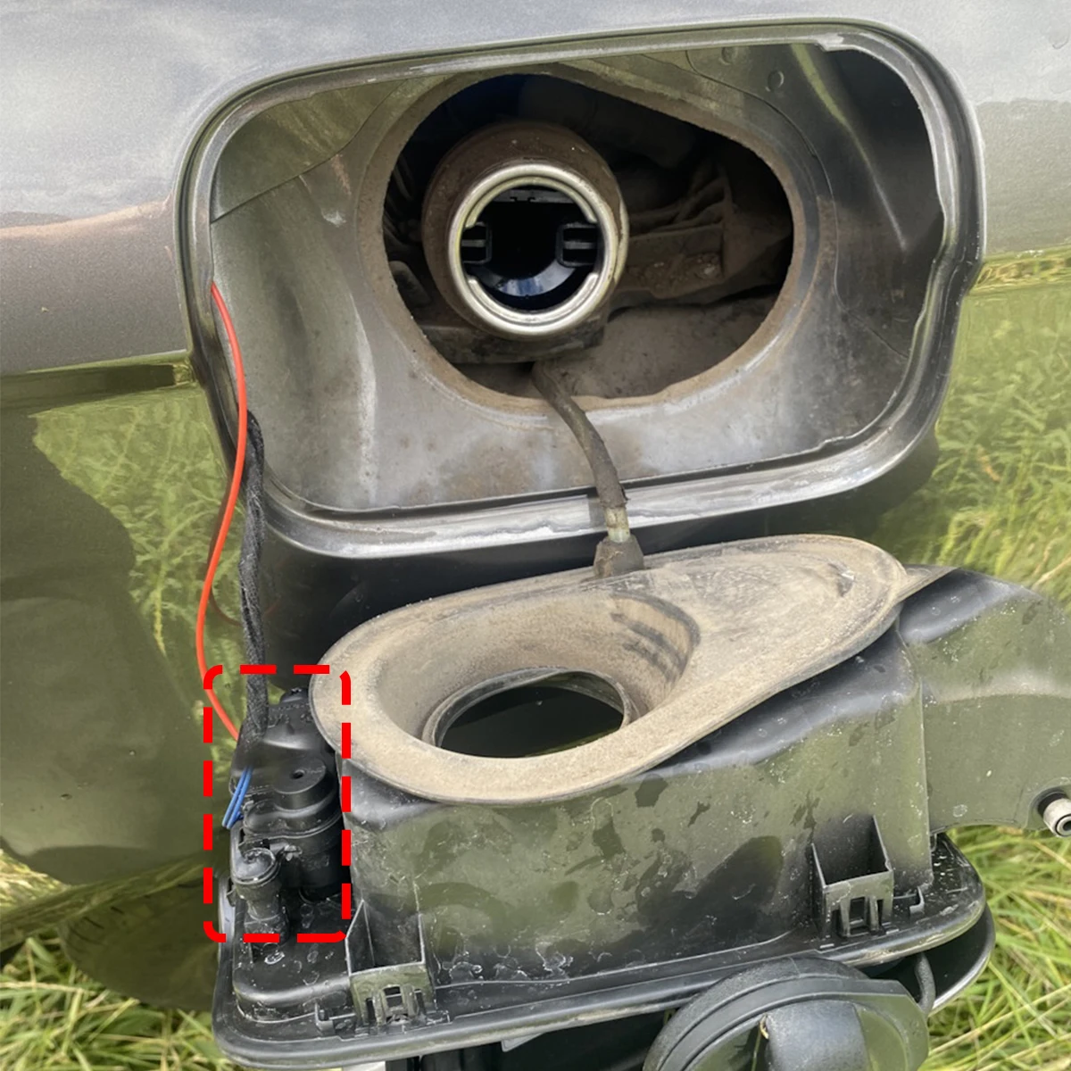 Tankdeckel-Verriegelungsaktuator für Audi A7 A8 S8 Q2 Q3 Q5 Q7 Q8 TT 8V0862153A, versiegelt, wasserdicht, rostfrei, Tankdeckel-Entriegelungsmotor – Detail 10