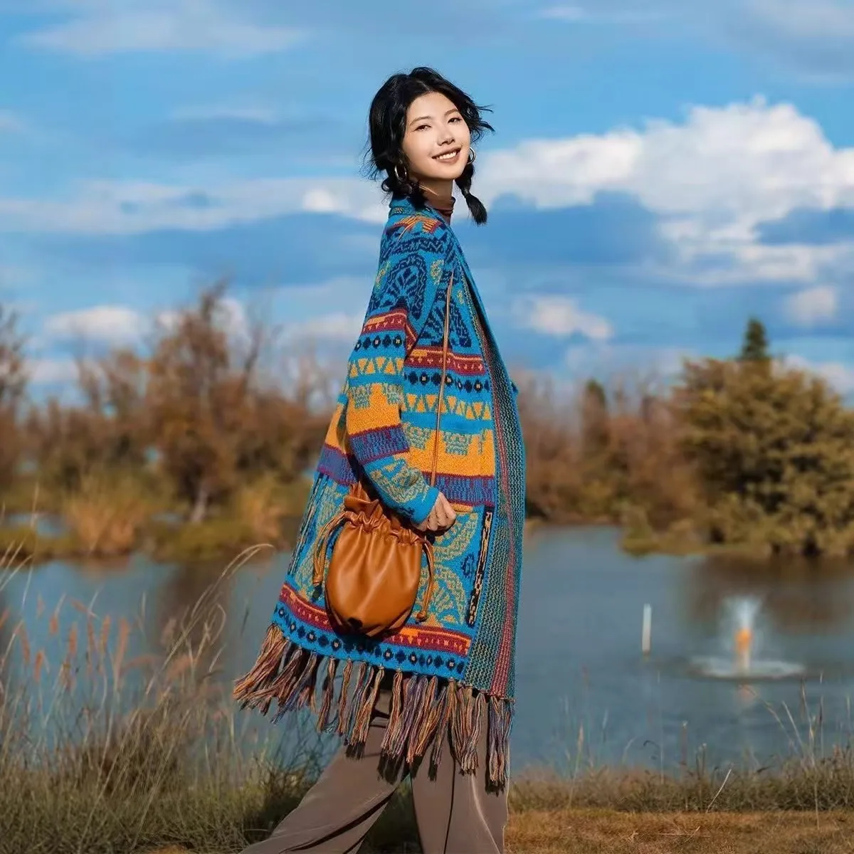 เสื้อคลุมคาร์ดิแกนถักลายทางแบบใหม่ สไตล์เวเฮโล่ สไตล์ชาติพันธุ์ ความยาวปานกลาง ผ้าคลุมไหล่