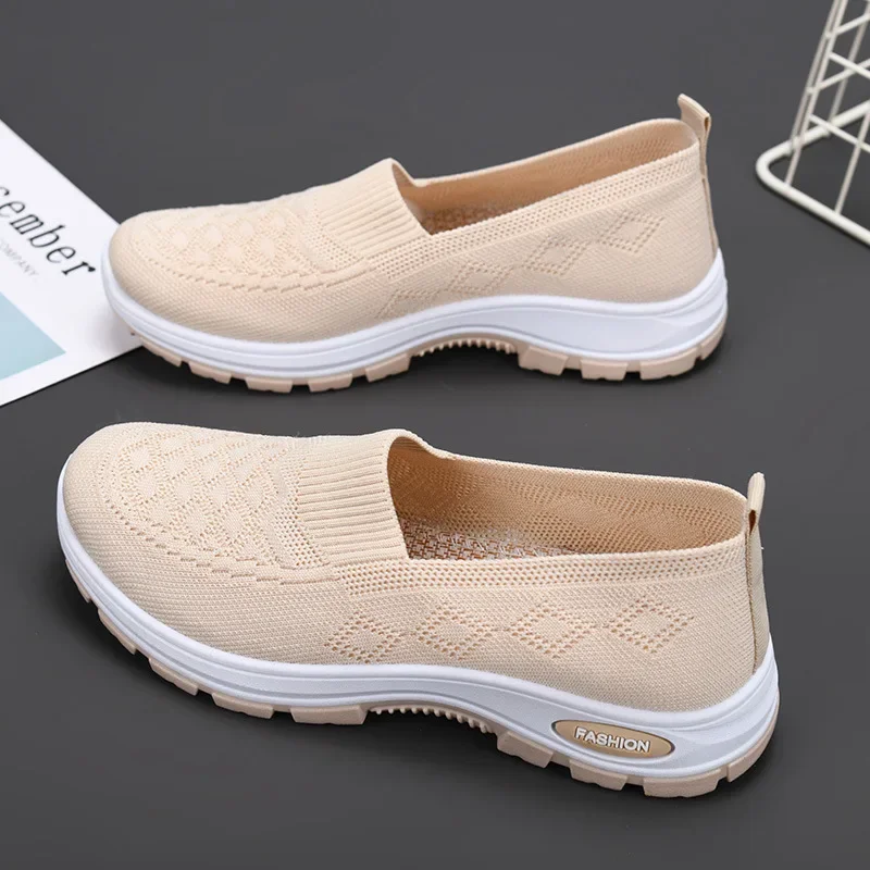 

2025 Hot Seller Spring New Women's Shoes Fashionable Breathable Lightweight Non-slip Wear-resistant Casual Shoes Flat Shos