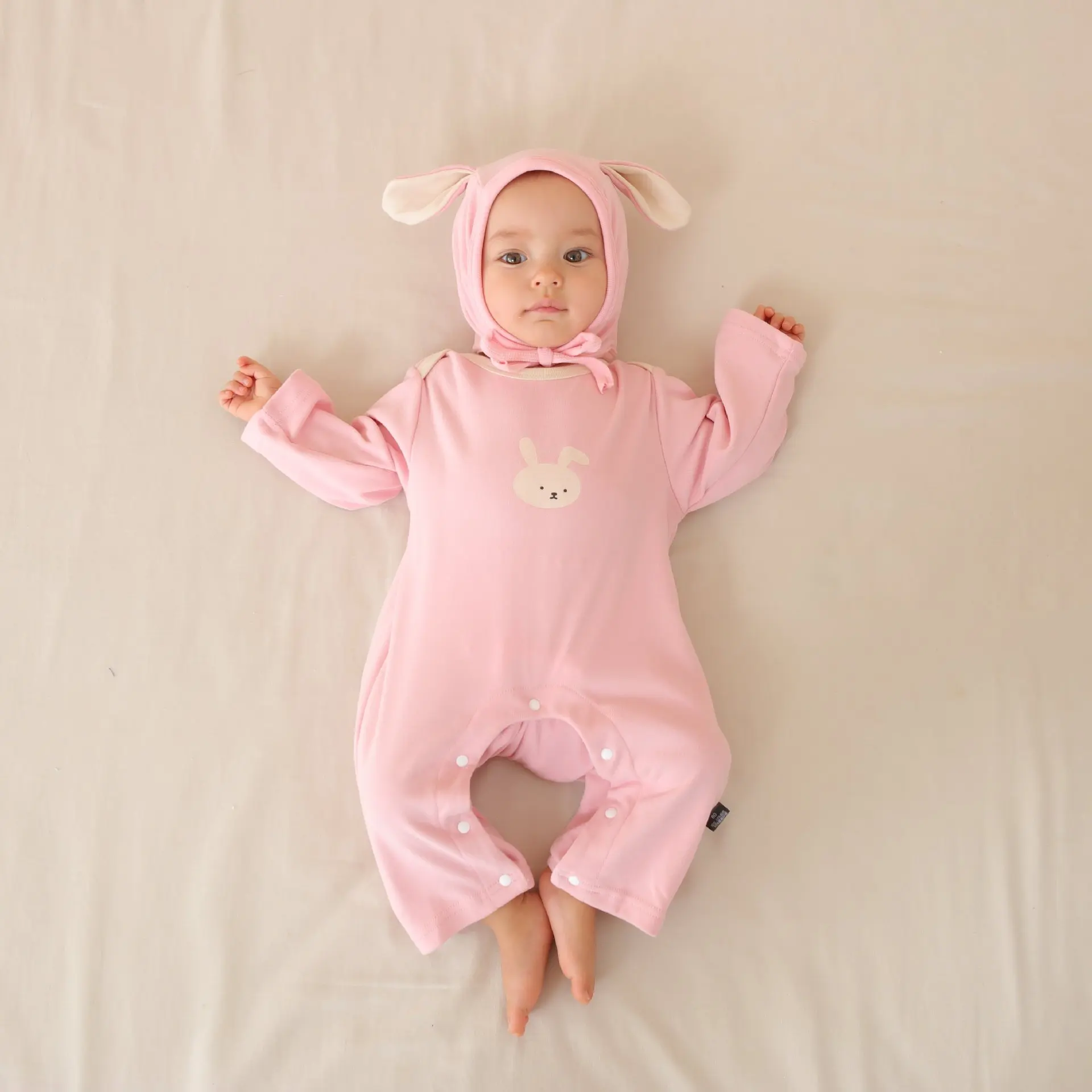 2024 Autumn Velvet Newborn Girl Rompers Cotton Rabbit Printed Long Sleeve Baby Girl Bodysuits Solid Detachable Ears Kid Girl Hat