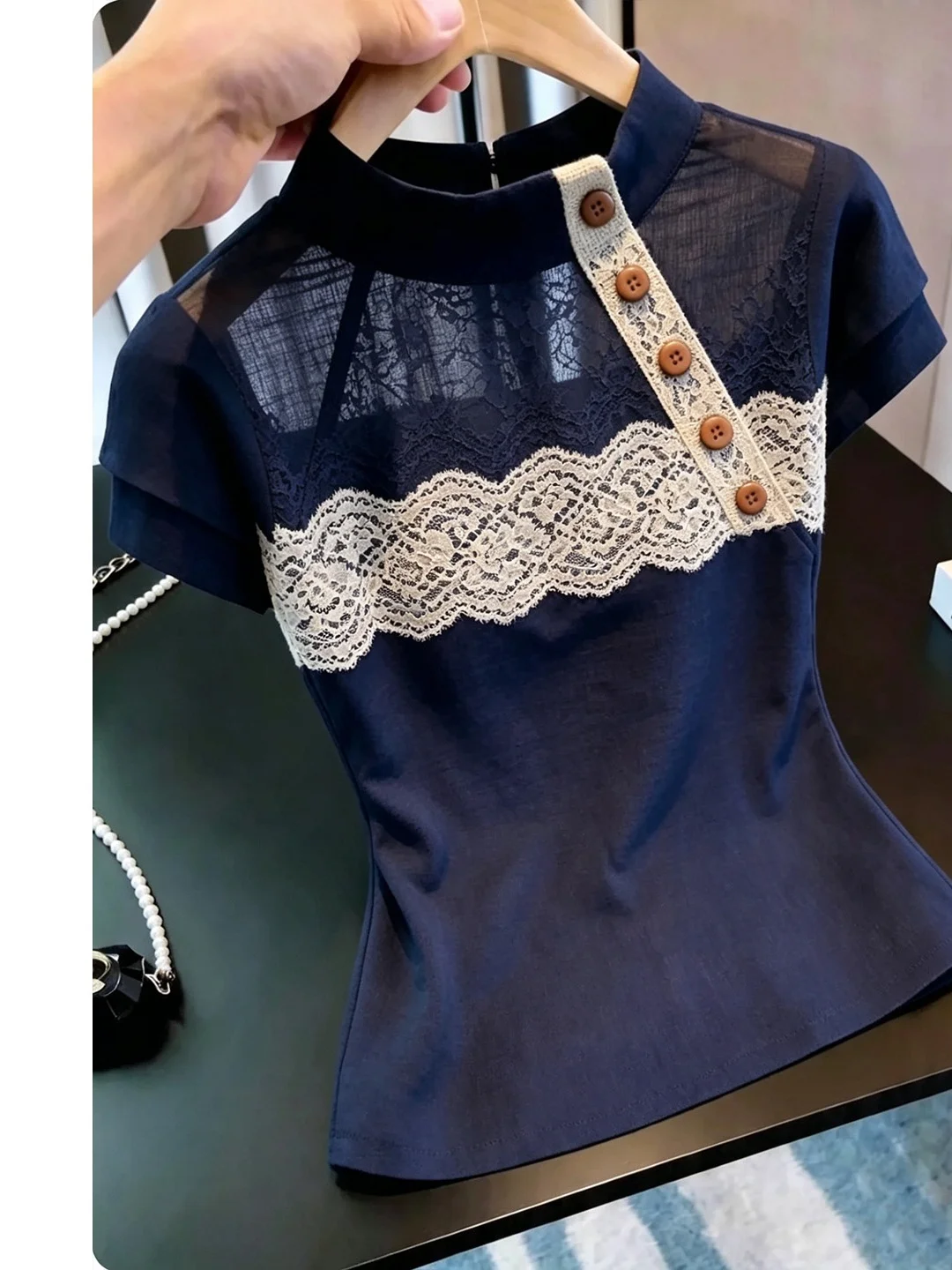 

Summer 2026 Fashionable Lace Splicing T-Shirt Short Sleeve Commute Design Women's Top Korean Style Straight Cut Inner Wear