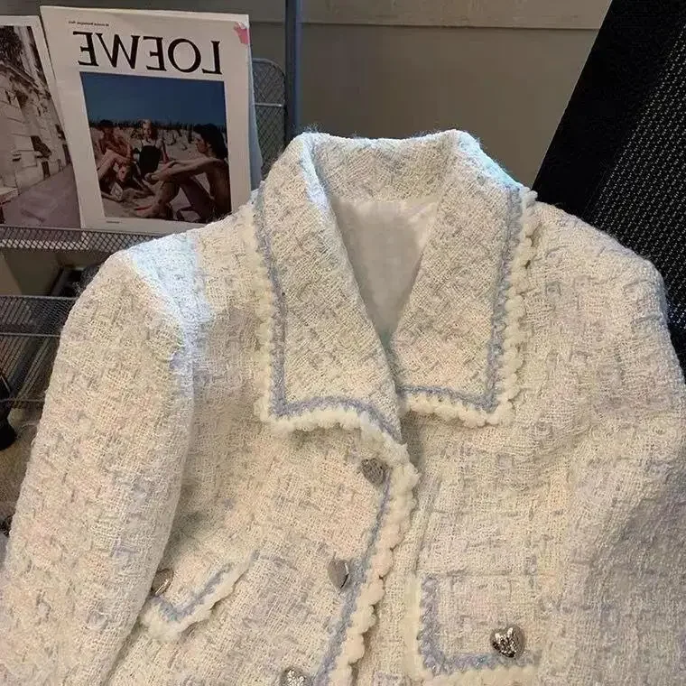 Dámská bunda s klopami ve tvídovém stylu, srdíčky a knoflíky, barevné bloky, jaro 2024, nová francouzská móda, zkrácený top na venkovní nošení - náhled 2