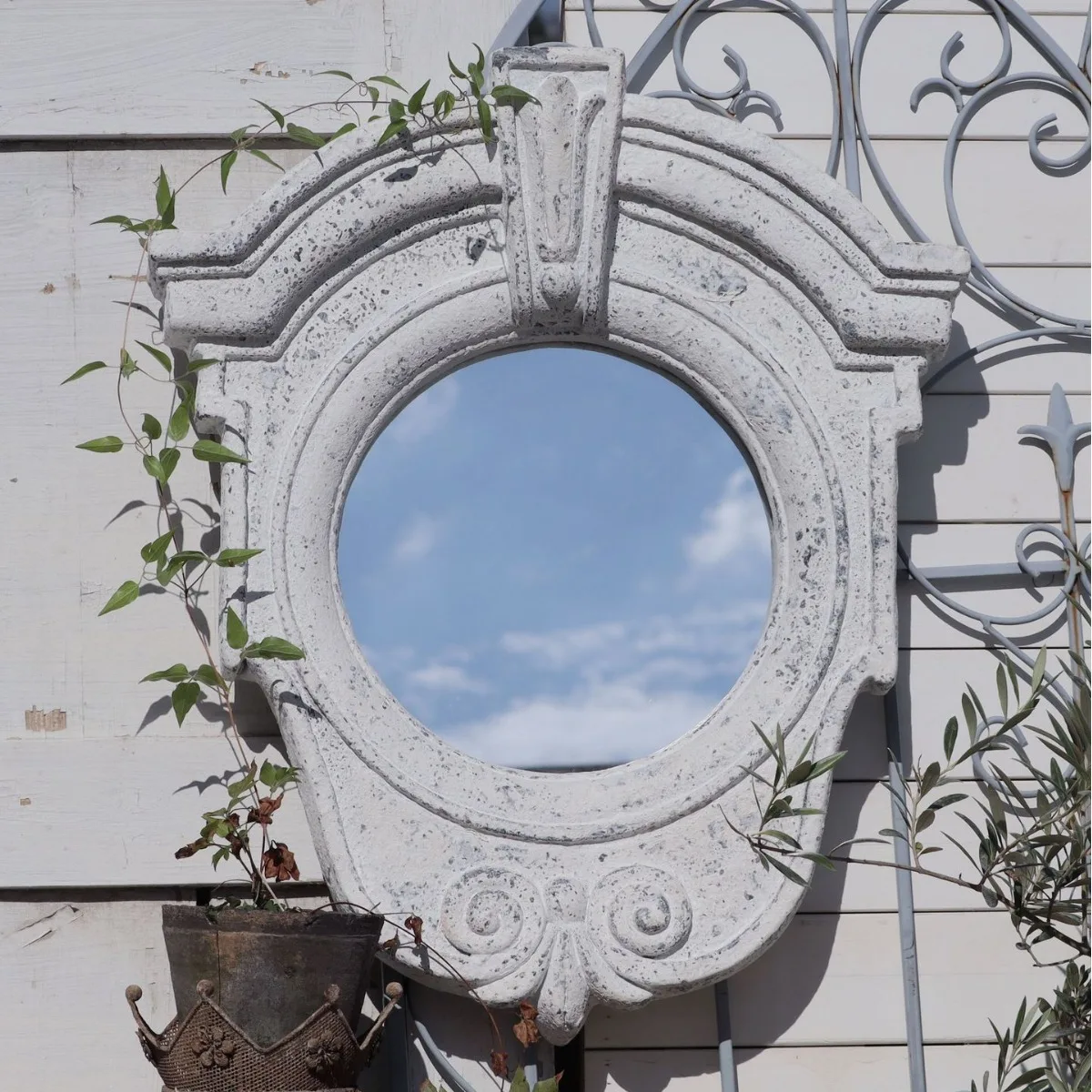 Retro Creative Ins Style Indoor Home Old Mirror Decorative Ornament for Outdoor Garden Balcony Atmosphere Decoration