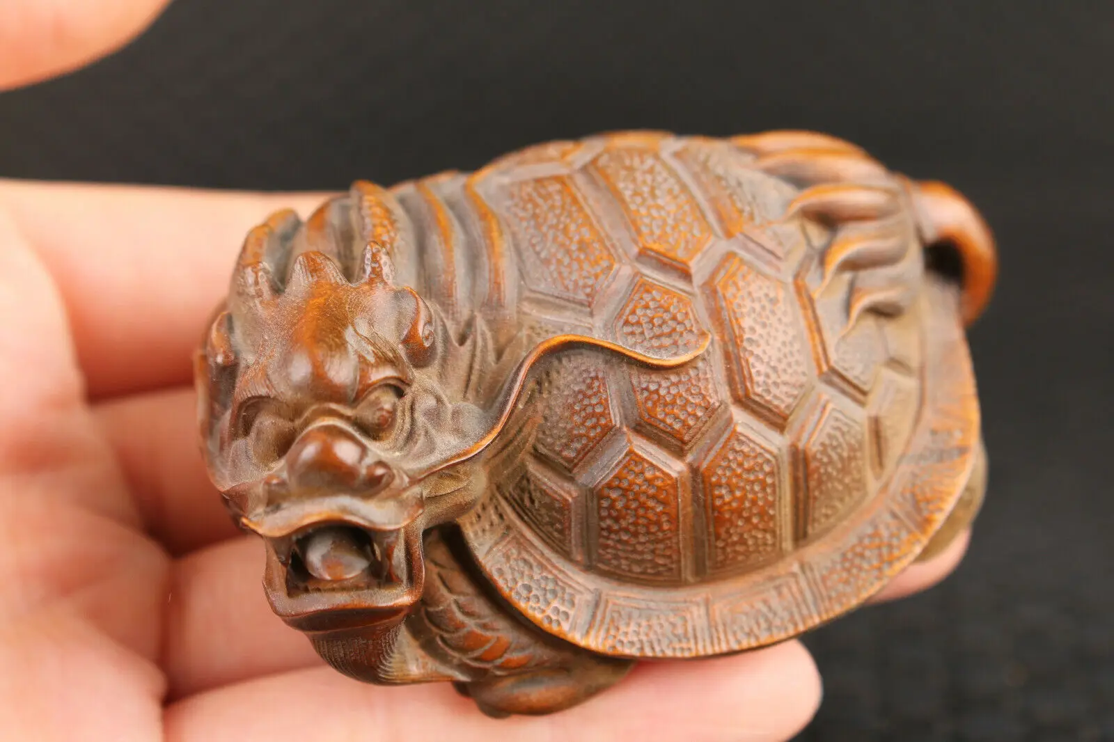 Rare Japanese boxwood hand carved dragon tortoise statue netsuke collect gift