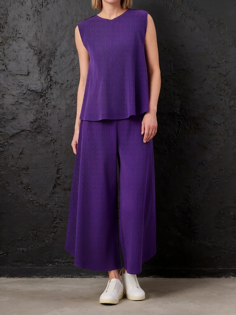 

Miyake Pleats Spring/Summer 2026 New Collection Fashionable Oversized T-Shirt Large Size Sleeveless Versatile Casual Top Pleat