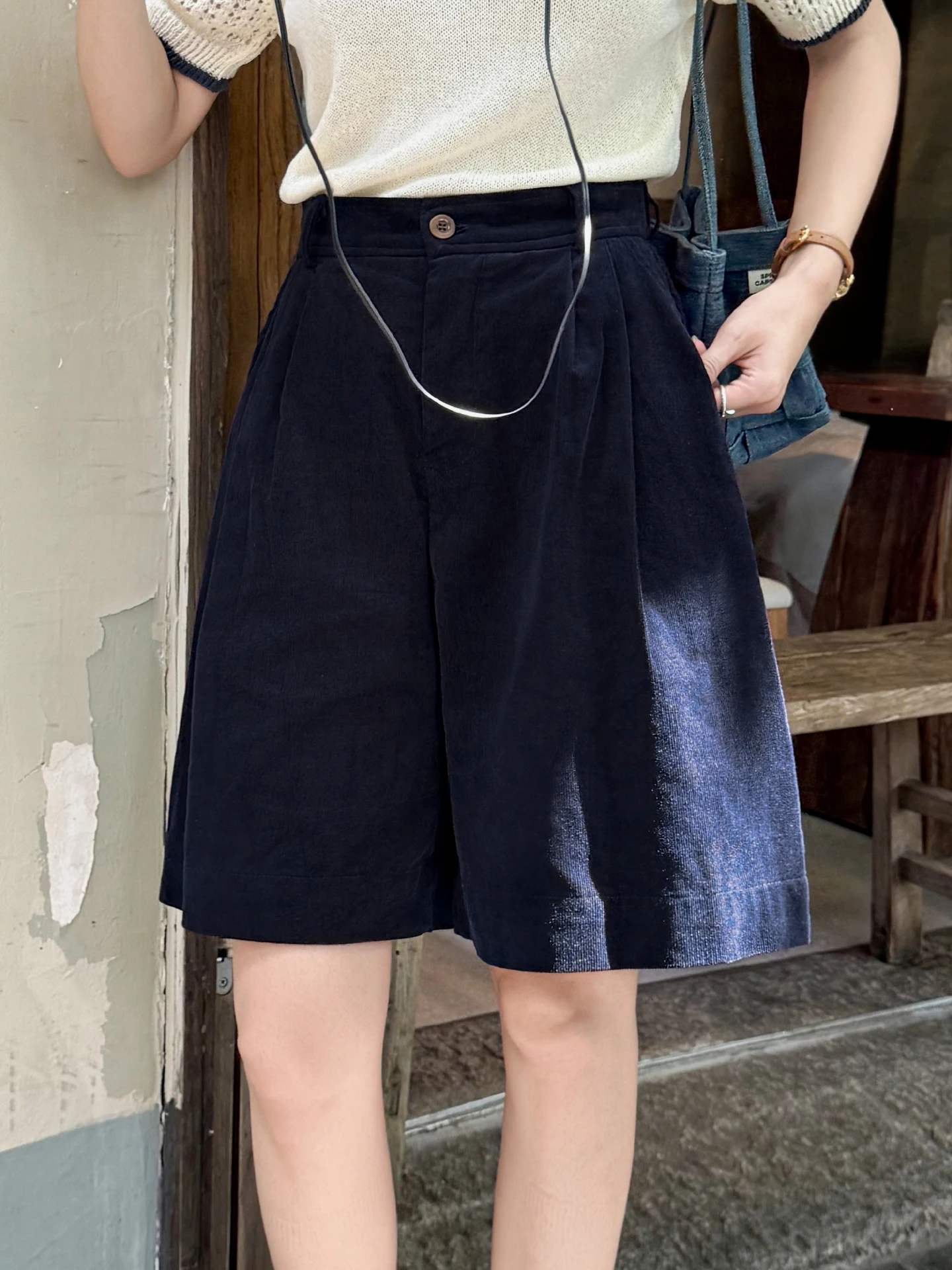 

Loose Casual Corduroy Pleated orts High Waist Blue Casual Trousers for Women Autumn New Sle Folded Hem Loose Fit orts