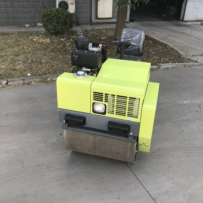 New Small SVH70 Double Drum Impact Roller Construction Machinery Mini Soil Drive Vibratory Asphalt Road Roller Honda Bearing