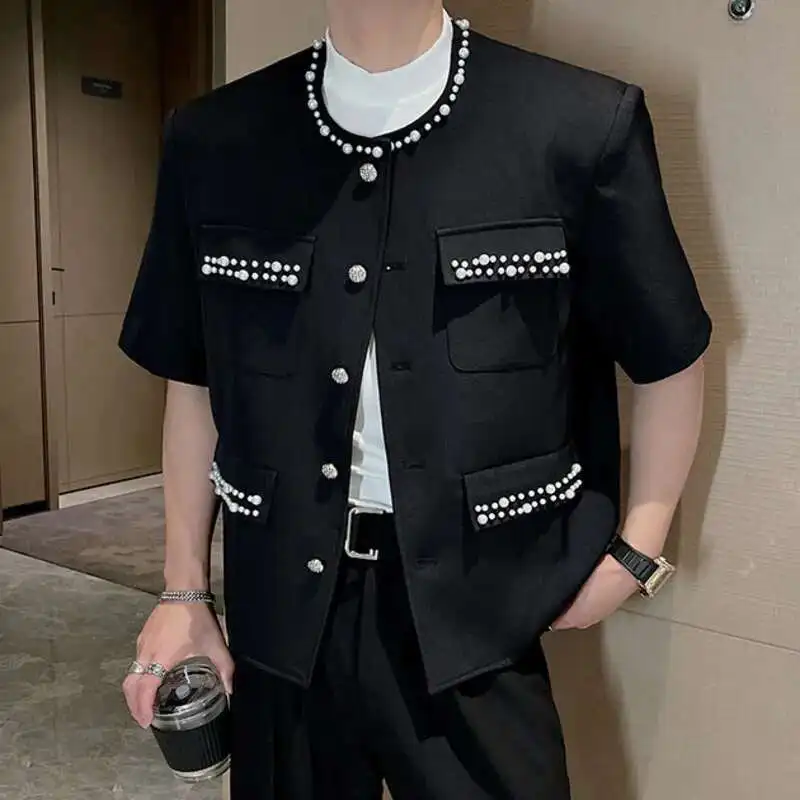 

Design Men's Niche Jackets Pearl Decoration Short Sleeved New Casual Coats Single Breasted Loose Male Tops Fashion RCK3