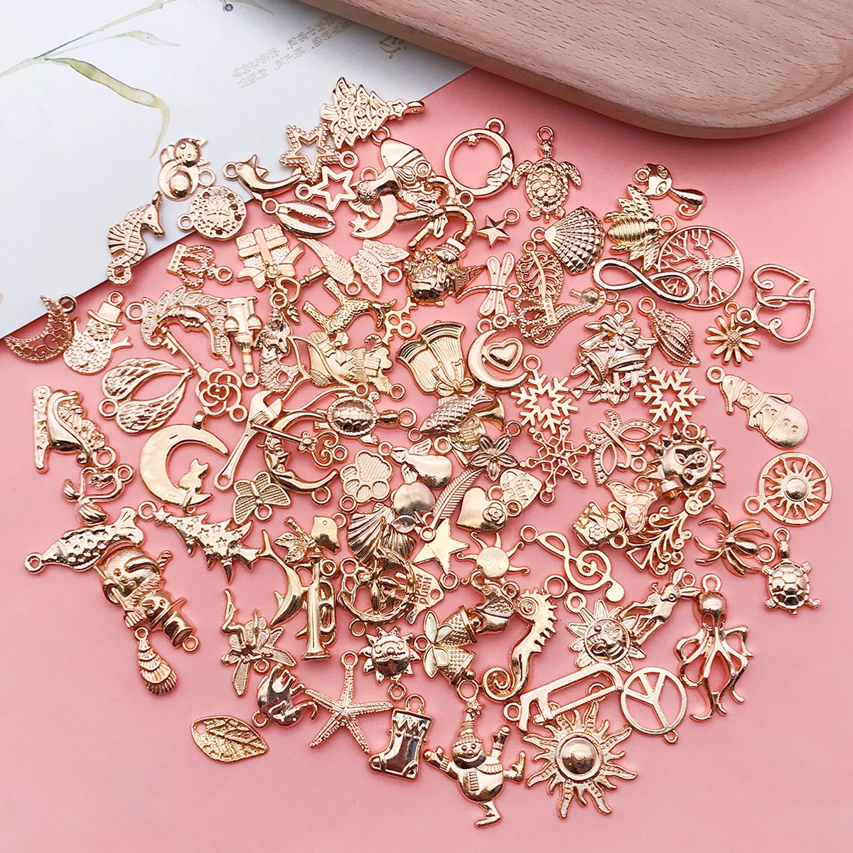 15/20/30/50/100pcs Mix KC Golden Bulk Assorted Metal Animal Star Moon Creative Charm Bead For DIY Jewelry Making Accessories