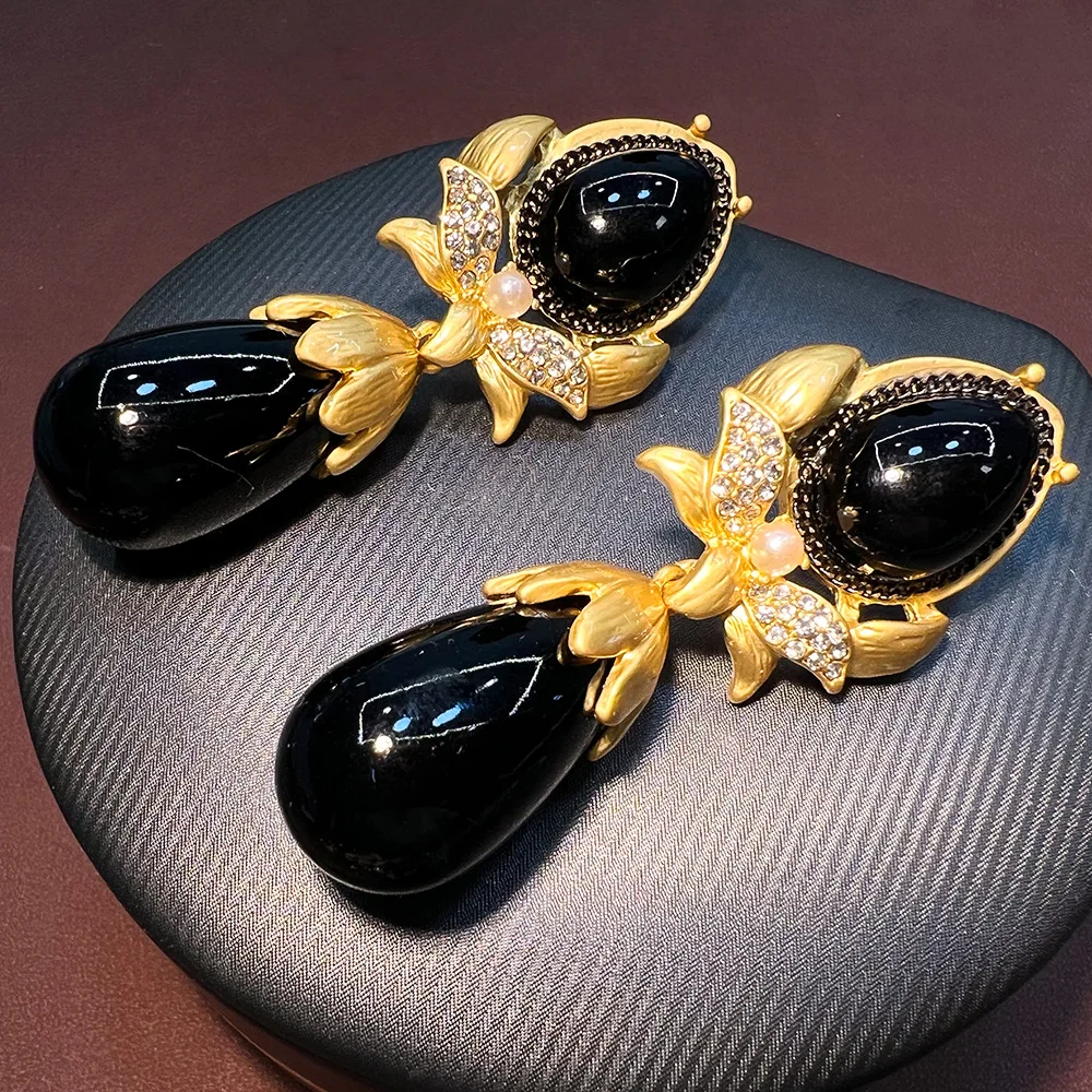 Black Waterdrop Earrings for Women Palace Style Vintage Elegant Jewwelry Luxury Fashion Hyperbole Aretes De Mujer