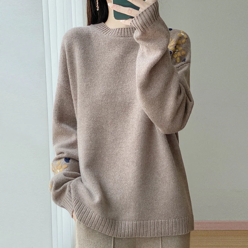 Женский толстый трикотаж из 100% шерсти - пуловер с круглым вырезом - украшенный вышивкой на плечах, теплый материал и деликатес
