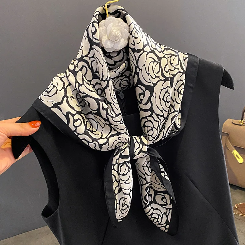 70x70CM Luxury Brand Sunscreen Square Scarf Bandanna Fashion Kerchief Spring Female Silk Scarves Print Shawl foulard bandanna