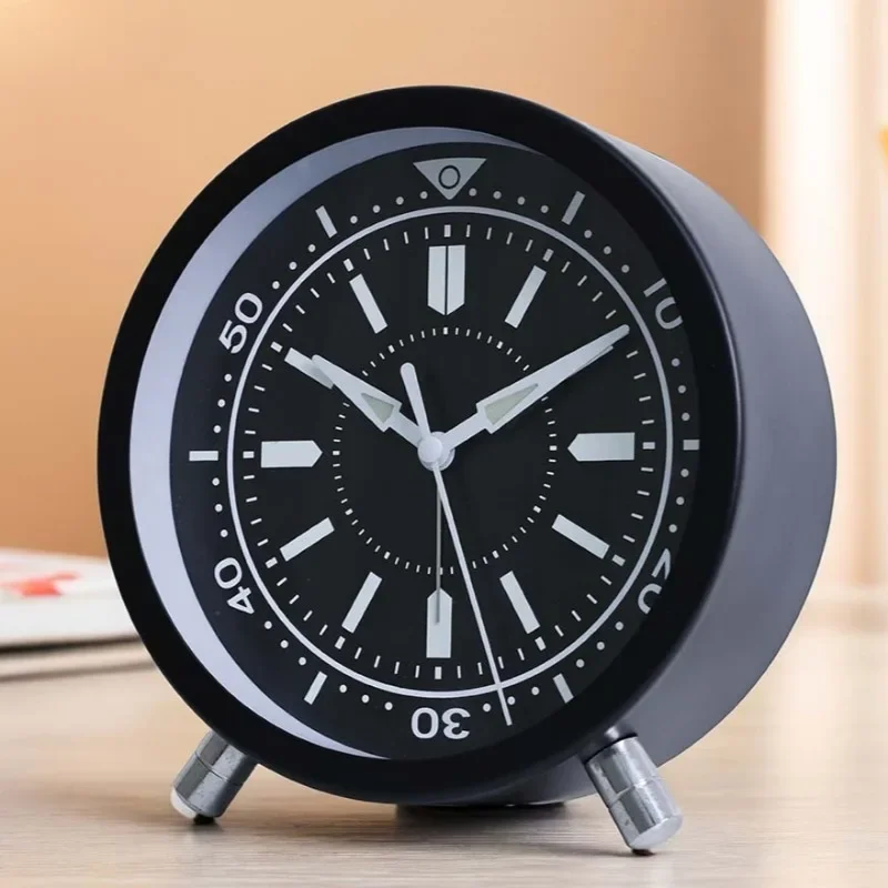 Simple Metal Quartz Alarm Clock Retro Big Ring Alarm Watch Silent Sweep Second Luminous Decorative Table Clock Bedroom Ornaments