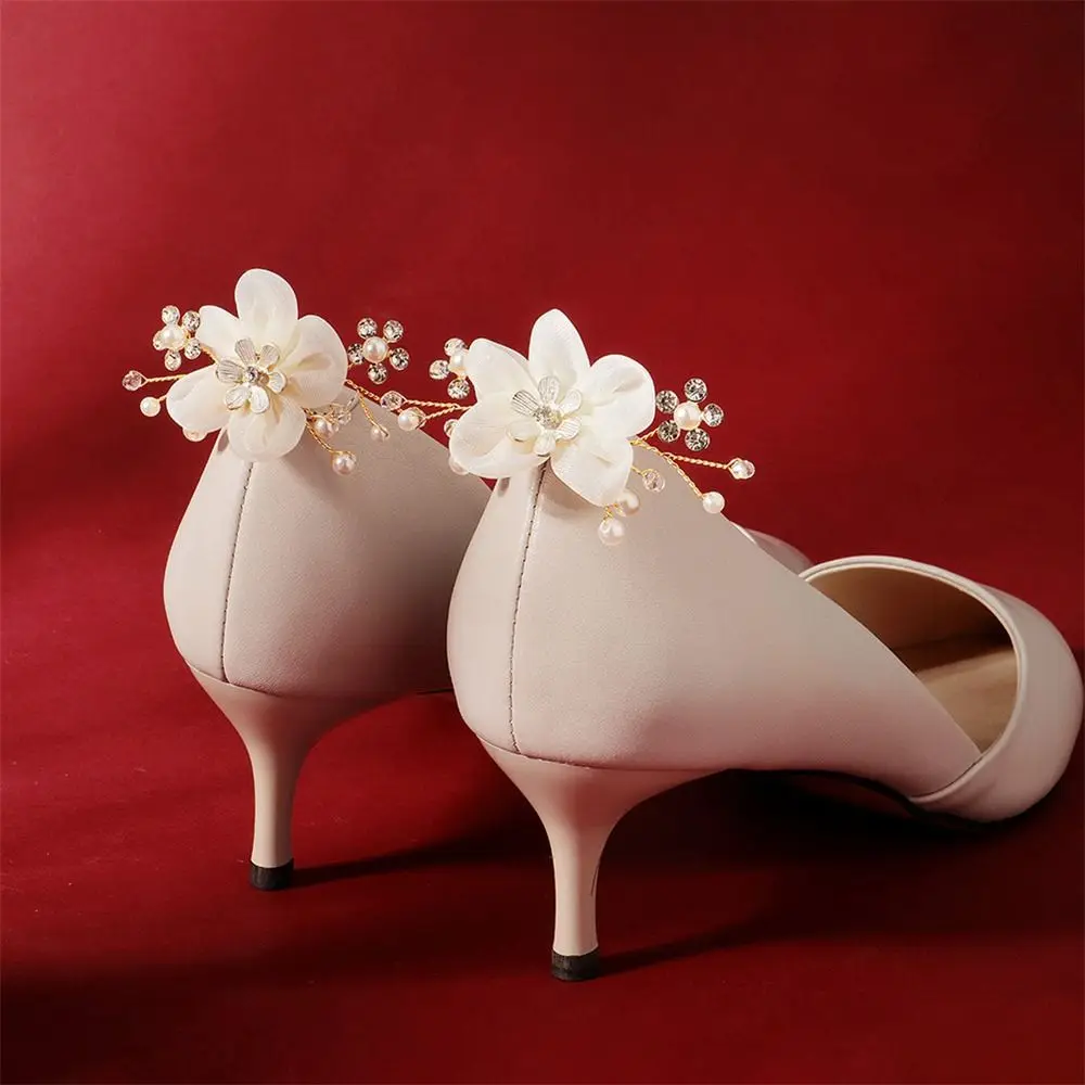 

1 Pair Lady Cloth Art Flower DIY Shoe Clips Wedding Bride Crystal Shoes Decoration Women High Heel Pearl Shoes Decorations