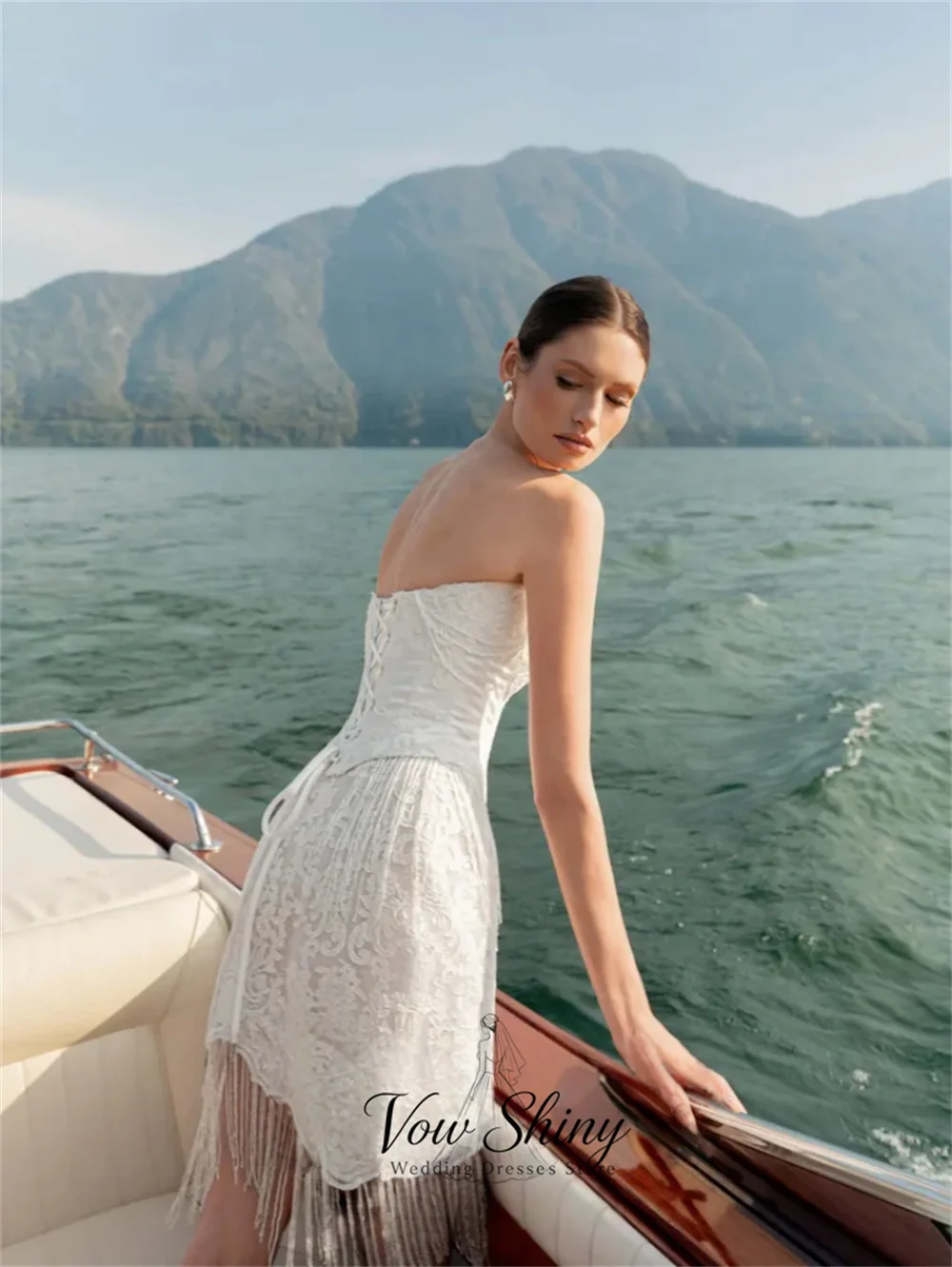 Vow Shiny Stylish Lace Strapless Wedding Dresses For Woman Fringe Hem Mini Outdoor Bridal Gown Wedding Party Dress Customized