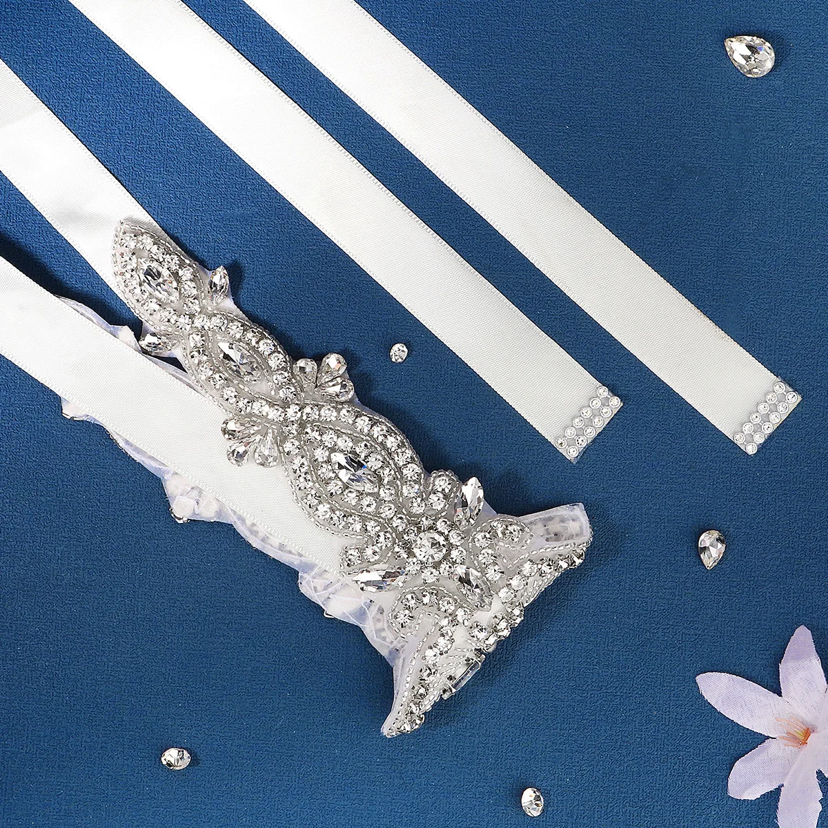 Neuer Trend Strass-Gürtel für Damen Luxuriöser Voll-Strass Glänzender Taillengürtel Braut Hochzeit Party Kleid Gürtelkette als Geschenk – Detail 11