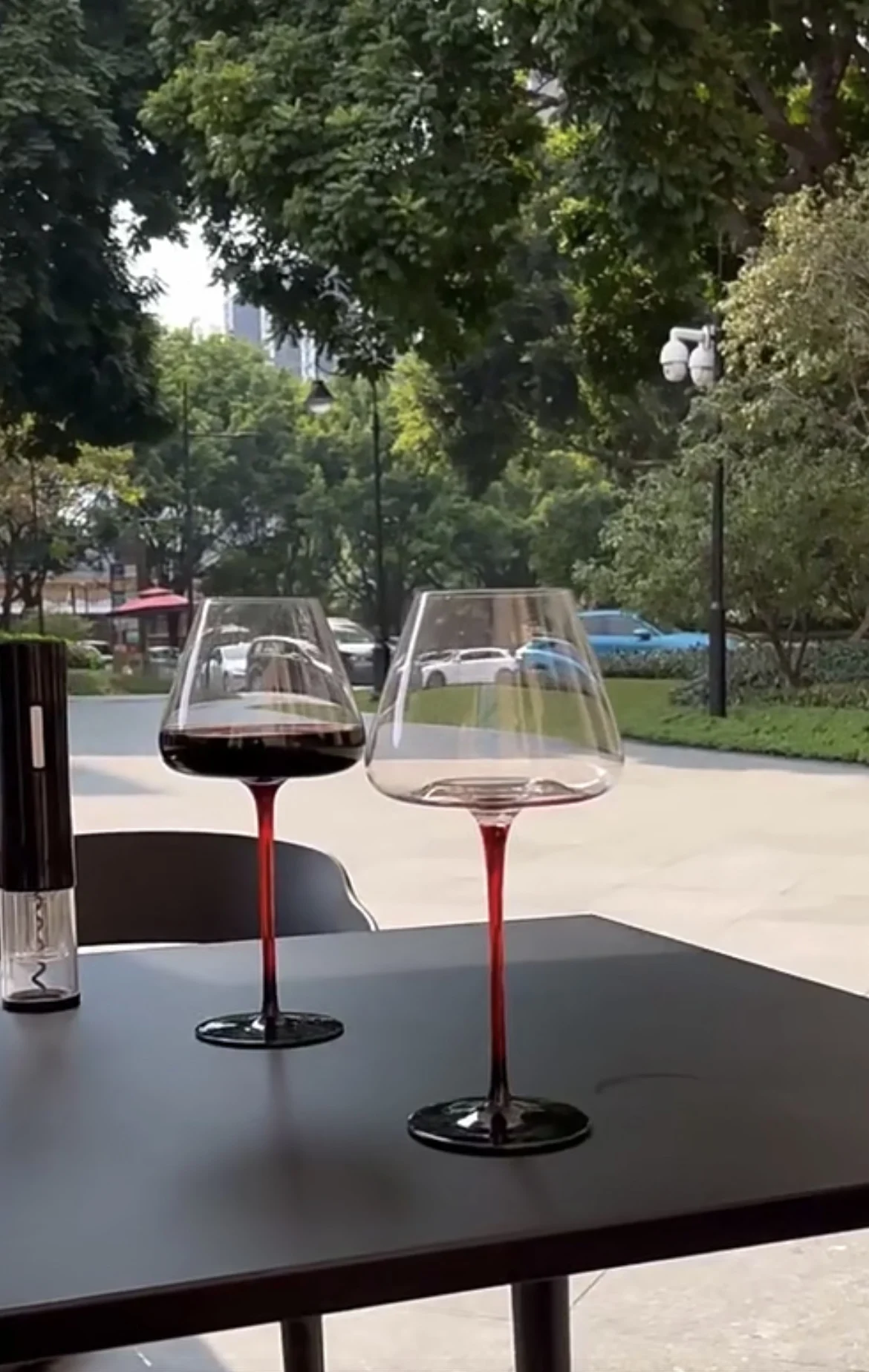 720 مللي سعة كبيرة كريستال زجاج بورجوندي كأس للنبيذ الأحمر كوب النبيذ المنزلي Potbelly الزجاج الأسود ربطة القوس فيونكة بار أواني الحفلات