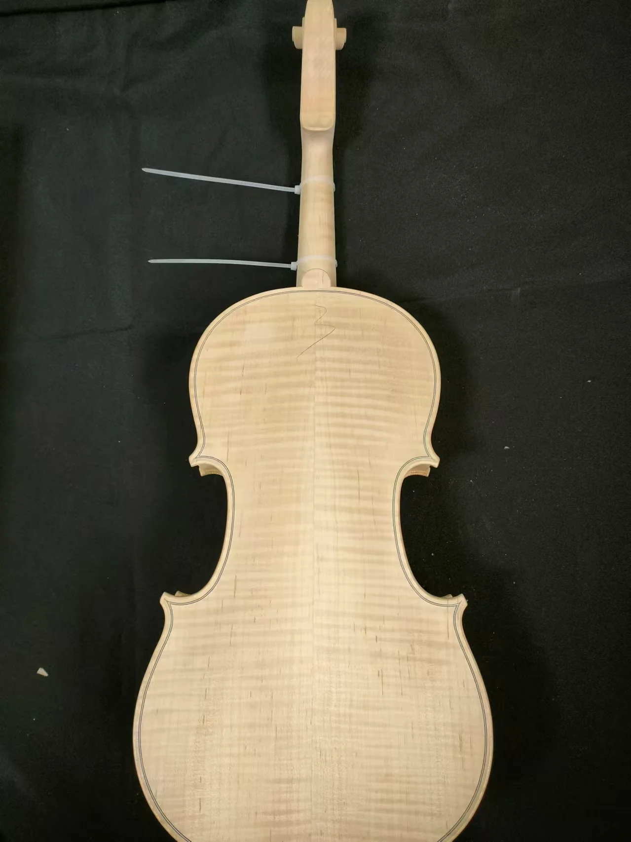 1PC Unvarnished Violin Flamed Maple Back Spruce Top Ebony Fingerobard 4/4 ZHG24606#