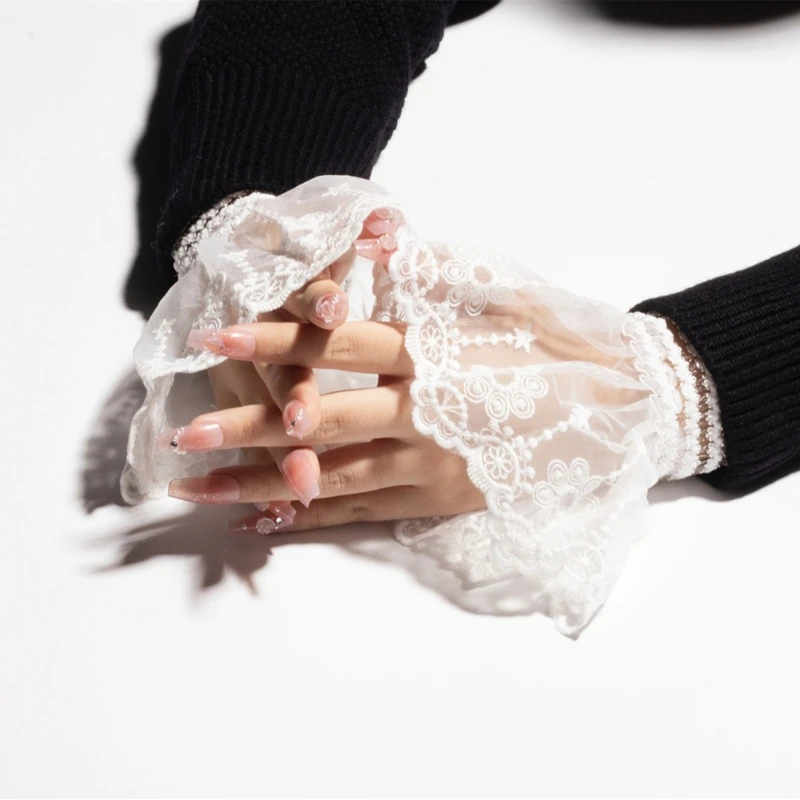 1pair White Mesh Tulle Decorative Wrist Cuffs Woman Sweater Shirt Flared Fake Sleeve Clothing Accessory