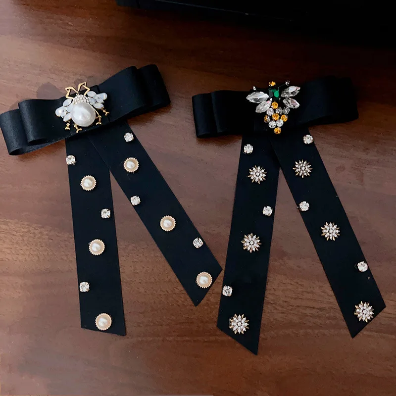 

Korean Version Women's Bow Ties Brooch Rhinestone Pearl Bee Accessories College Style Suit Shirt Neckline Bows Handmade Jewelry