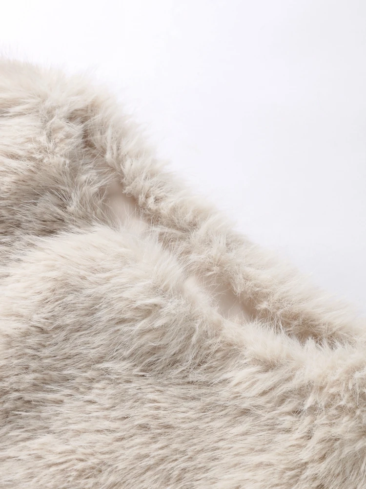 Elegancki krótki top ze sztucznego futra Kobiety 2024 Długie rękawy z lampionem Grube płaszcze Kobiety Jesień Zima Moda Solidne Ciepłe Odzież wierzchnia Lady