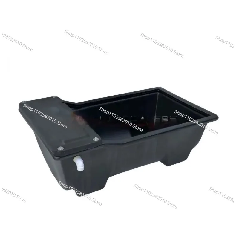 Black Plastic Livestock Water Trough, Animal Drinking Tank for Cattle Horse Sheep Farm Use