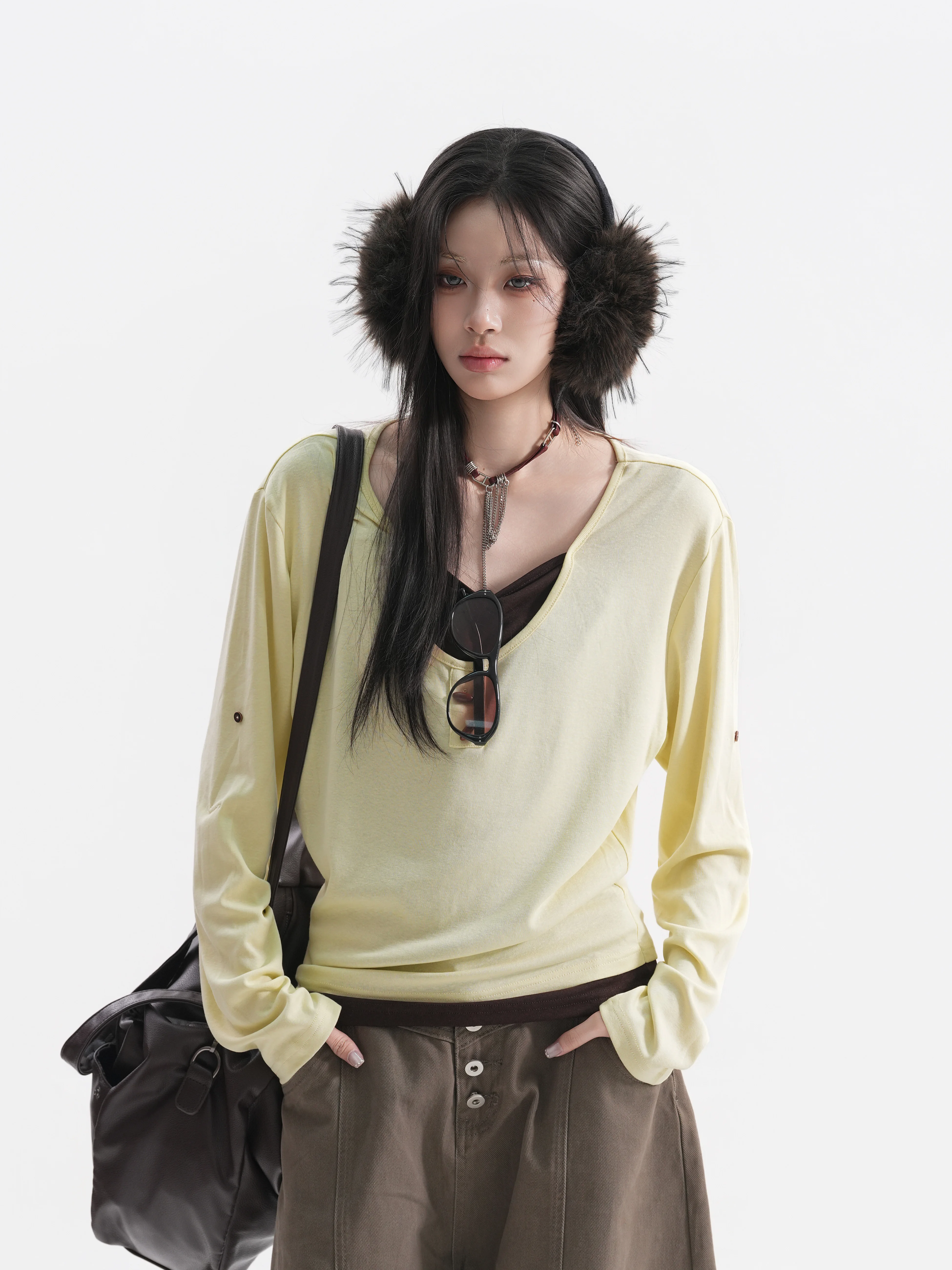Loose Korean Style Women's T-shirt Sleeve Roll up Color Block Casual Long Sleeve round Neck Top Early Autumn Fashion Design