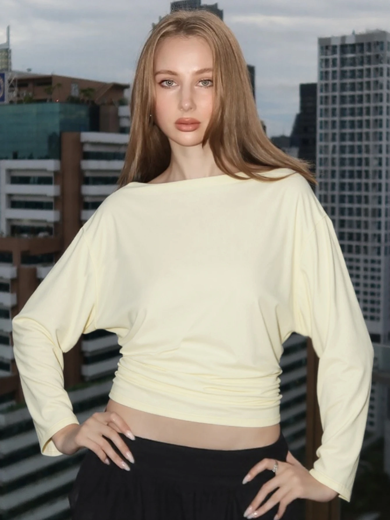 

Dulzura Autumn Latest Solid Slash Neck Long Sleeves Ruched Slim T-Shirt Women'S Casual Versatile Party Street Style Y2K Clothes