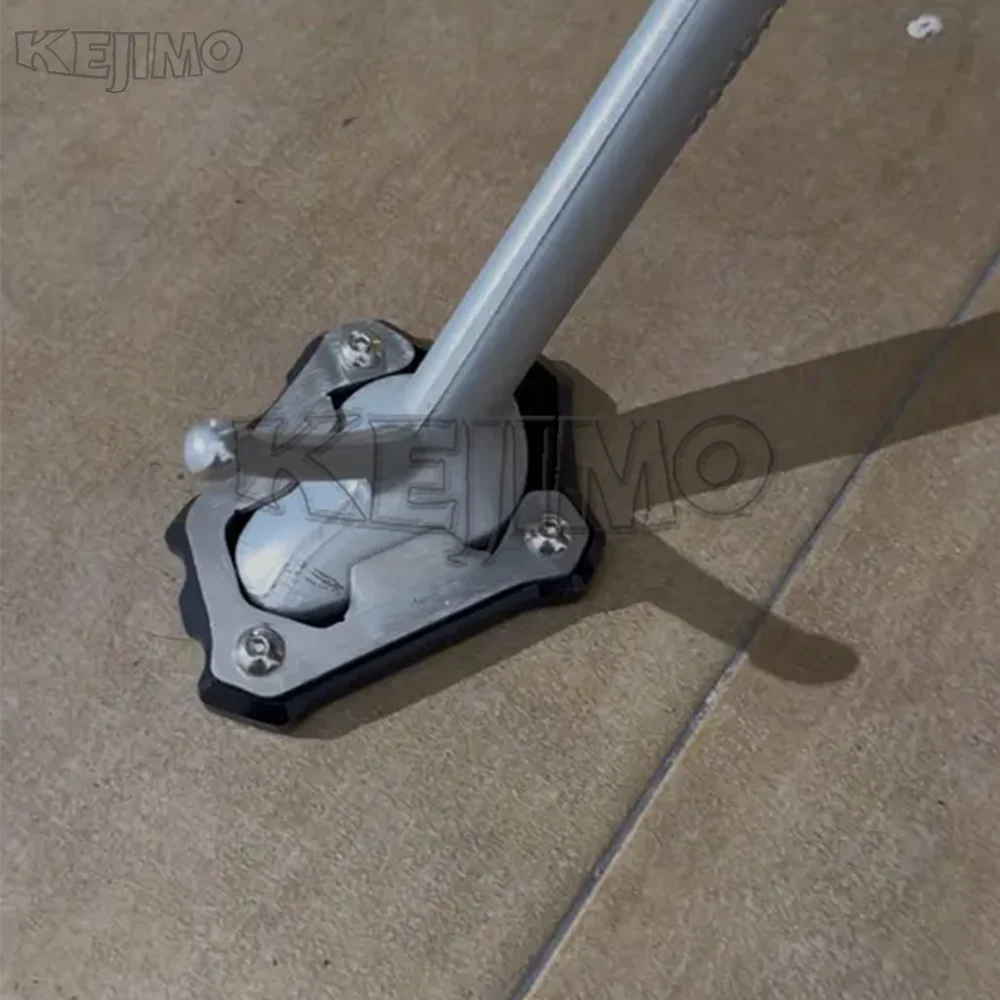 

For Scrambler 1200 1200XC 1200 XC 1200XE 1200 XE Kickstand Sidestand Stand Extension Enlarger Pad 2018 2019 2020 2021 2022 2023