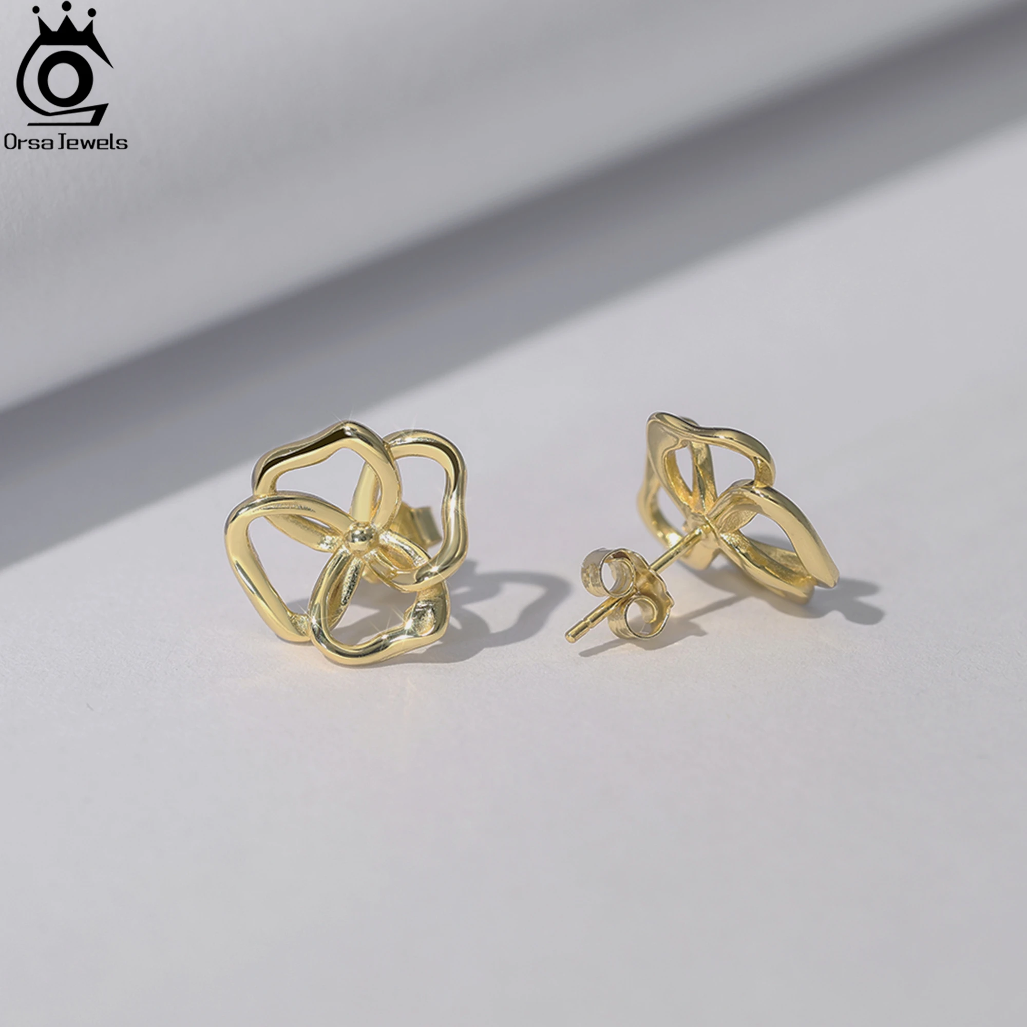 ORSA JEWELS Luxurious 925 Sterling Silver Flower Stud Earrings Nature Style Stunning Jewelry for Special Occasions Gift GAE13
