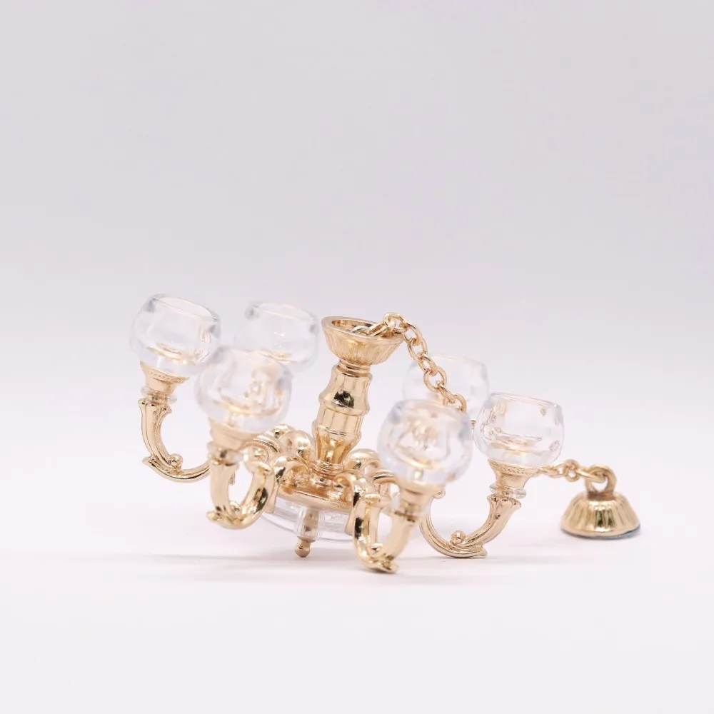 

Новый ретро миниатюрный светильник для кукольного домика в европейском стиле, мини-сцена, модель освещения, светильник для кукольного домика, украшение для кукольного домика