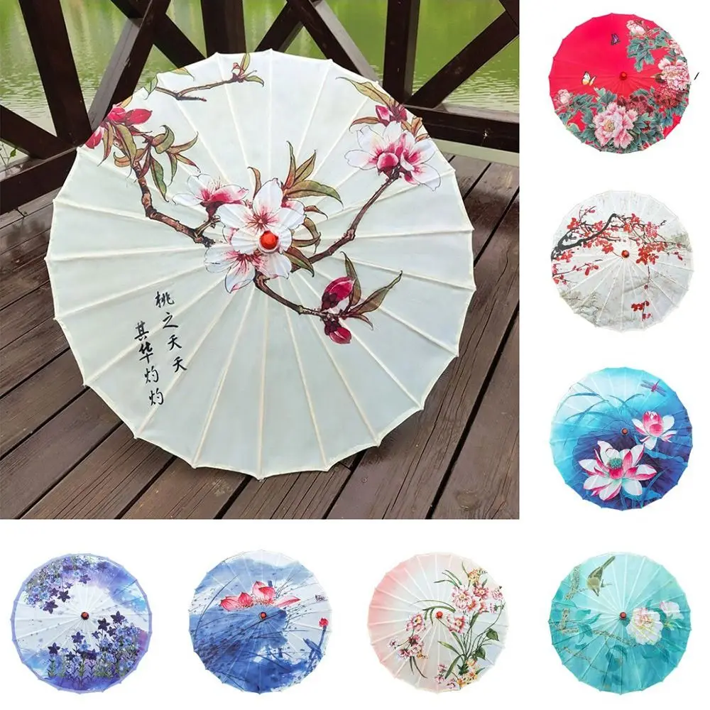 

Sturdy Handmade Oiled Paper Umbrella Decorative Hanging Vintage Dance Umbrella Wood Colorful Chinese Silk Umbrella Photography