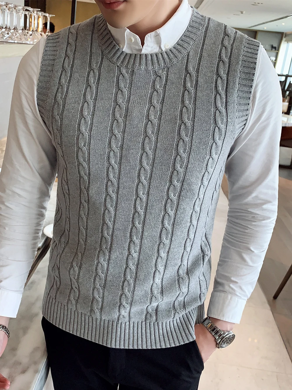 

Men's round Neck Sleeveless Knitted Sweater Vest Thickened Autumn Winter Fashion City Style Handmade Crochet Process Cotton K...