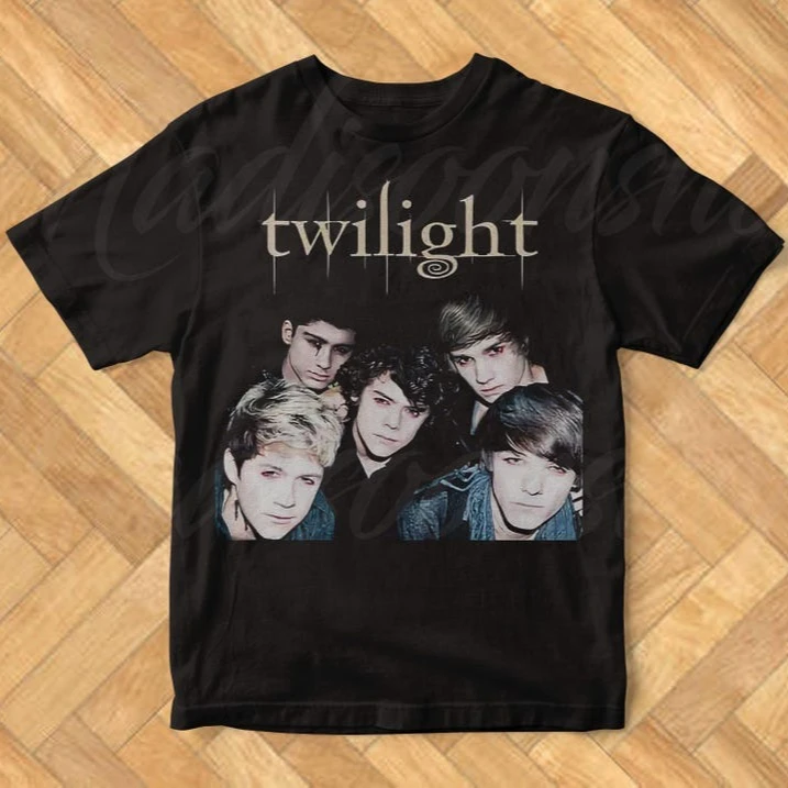 

Retro The Twilight Saga Print Short Sleeves T-shirt Movie Tee 2000s Movie Twilight Fans Homage Tee Gift For Fans Couple Tops