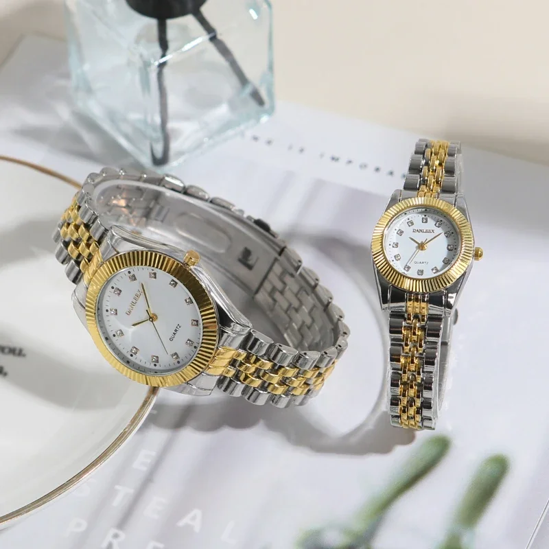 2pcs Couple Watch High End Fashion Simplicity Fashion Pair Watch Steel Band Men's and Women's Quartz Couple Watch