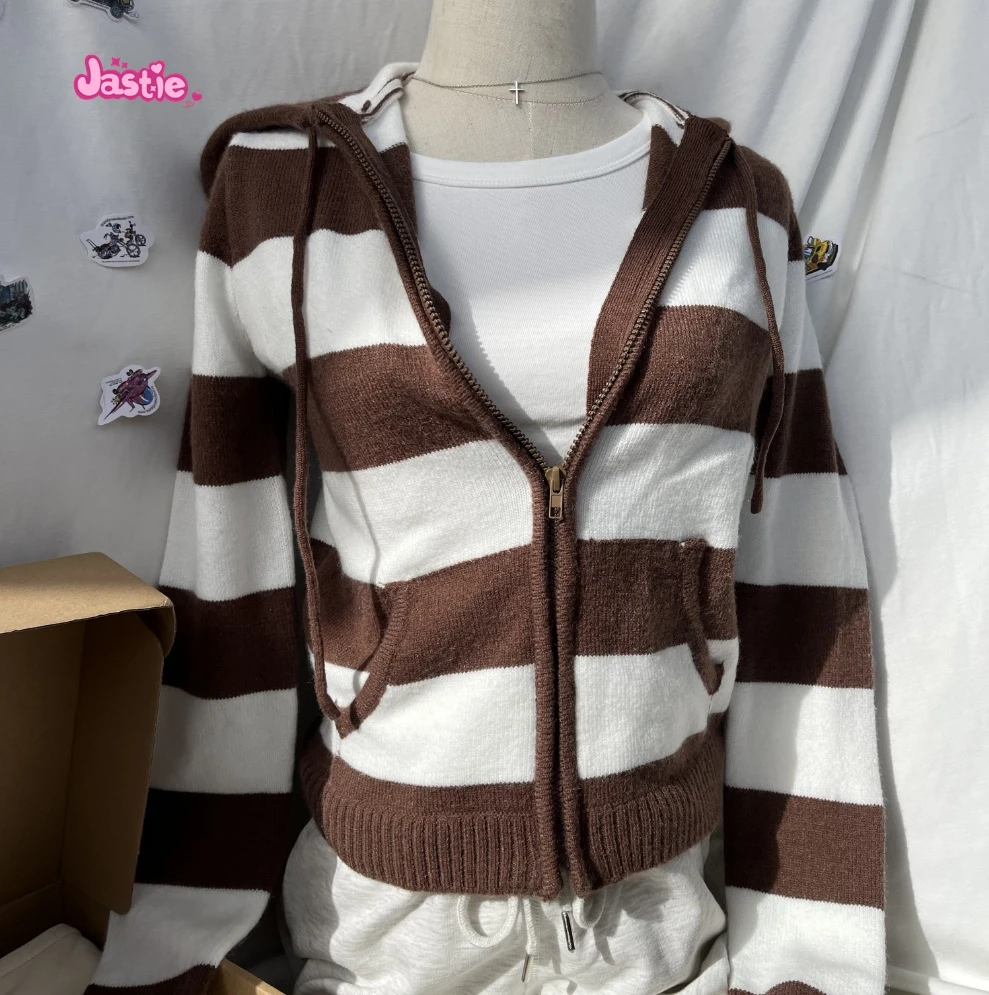 Retro brown Stripe Zipper Knitting Hoodie Slim Y2K Street Winter Sweater Cotton Blend Pocket Women Jackets Autumn Tops 2025 New