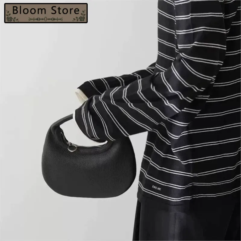 

Retro Black Pebbled Texture Handbag Women Soft Leather Foldable Exquisite Purse Ladies Minimalist Fashion Versatile Crescent Bag