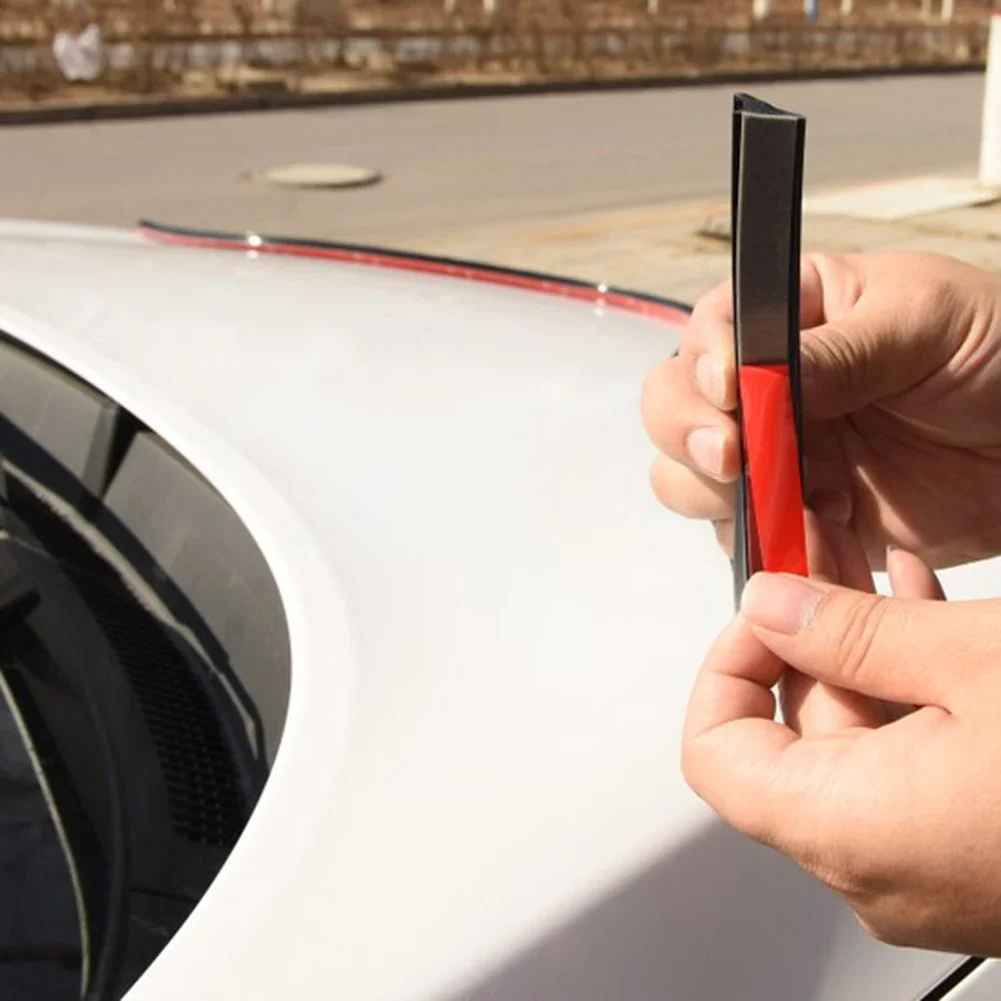 أحدث السيارات ختم الشريط الأسود سيارة الجبهة هود المطاط الرياح منحرف المباشر استبدال اكسسوارات السيارات #3