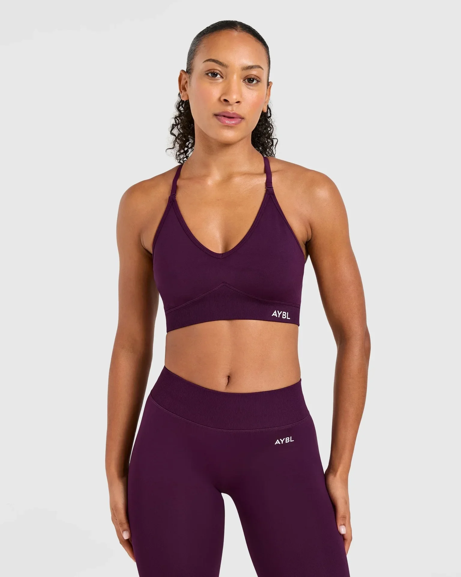 Sport-Yoga-Bekleidung für Damen: Nahtloser und atmungsaktiver Yoga-BH, unsichtbare und eng anliegende Hose, hautfreundlich und hochelastisch. – Detail 19