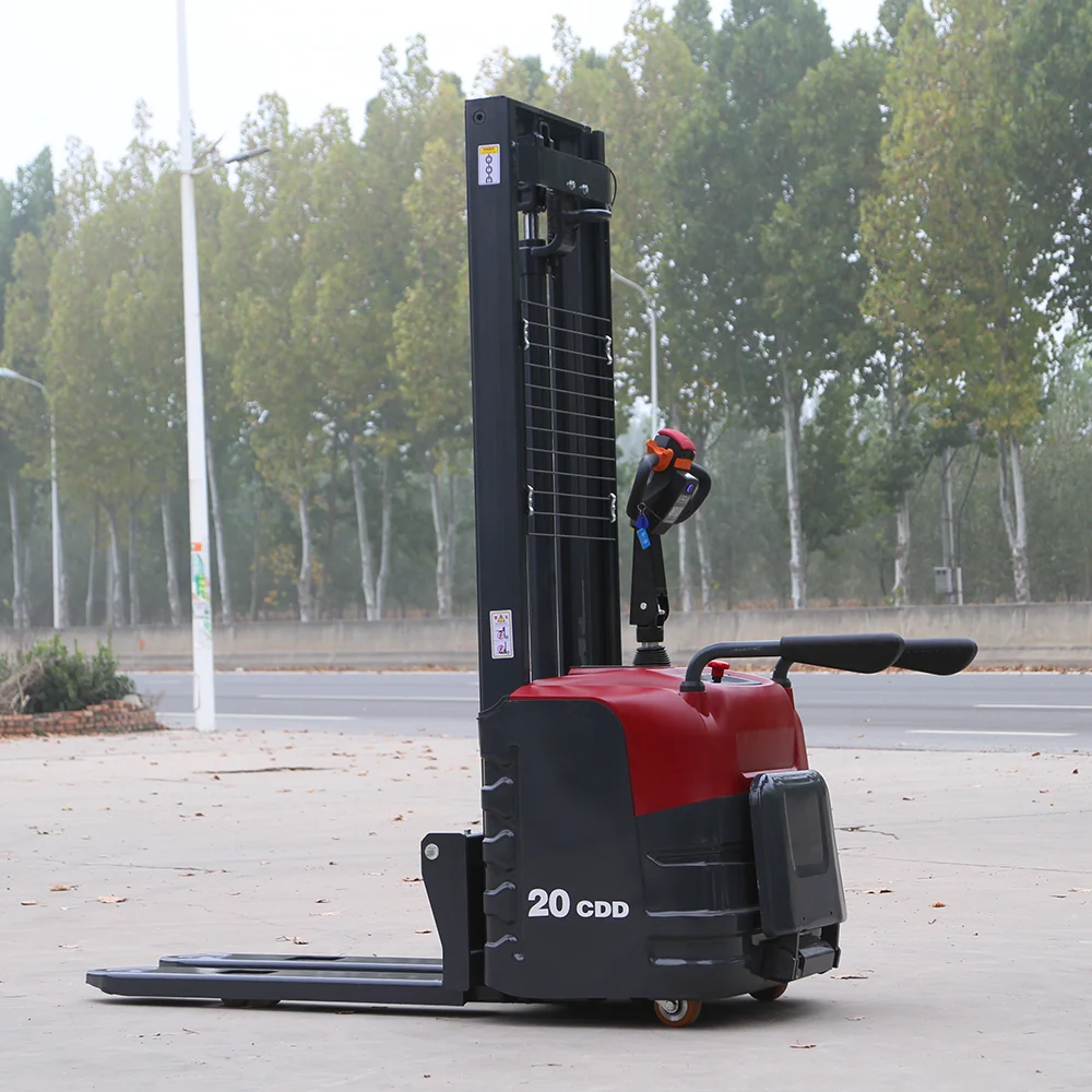YG Easy To Operate Manual Lifting Stackers 1500kg 2000kg Budget Electric Stacker With Long Service Life