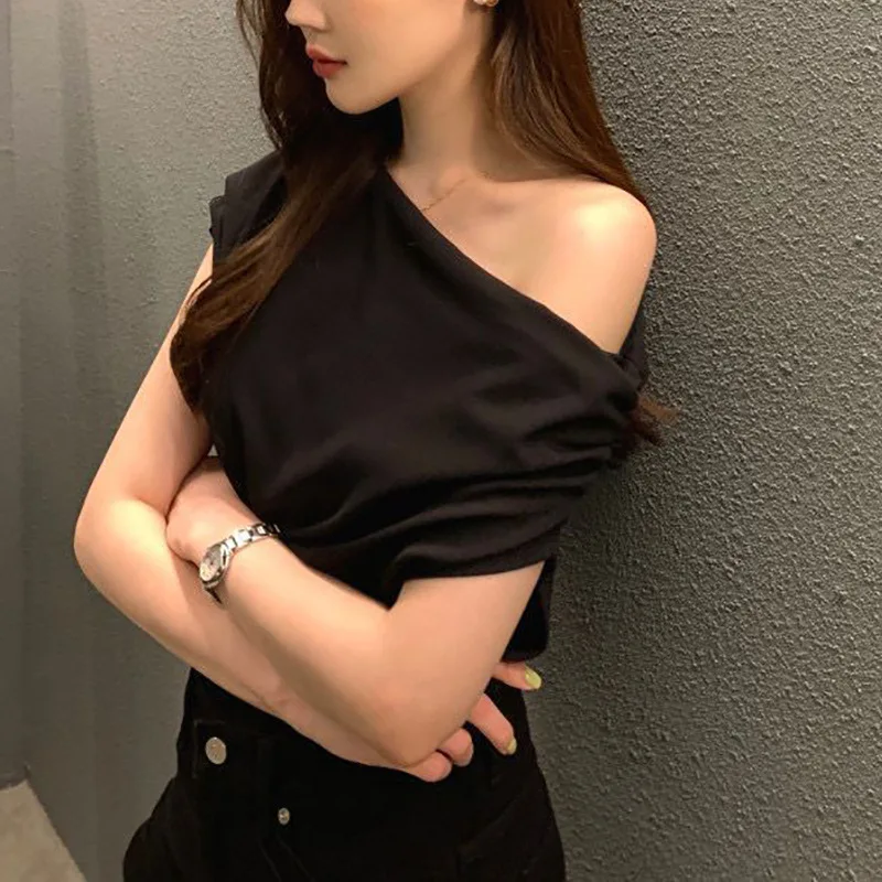 Korean Chic Tops in Summer New Niche Irregular Off-shoulder Design Loose Solid Color Pullover Short-sleeved T-shirt
