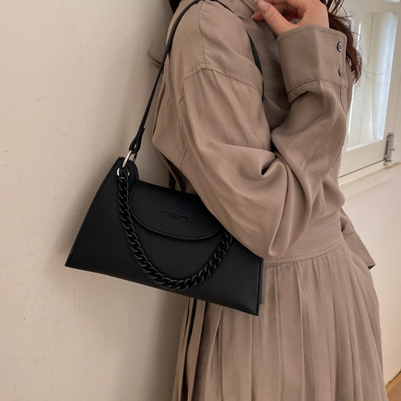 

Small PU Leather Retro Underarm Bag for Women 2026 Summer Trend New Fashion Chain Handbags Females Travel Luxury Shoulder Bags