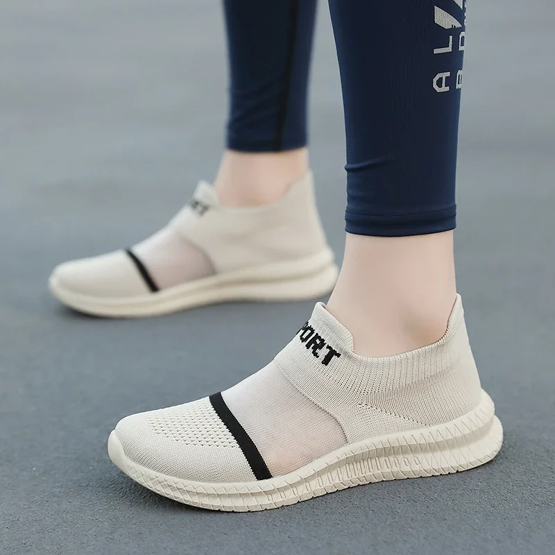 Women\'s Sports Shoes Spring Summer Autumn Breathable Comfortable Lightweight Travel Leisure Vulcanized Shoes Large Size 36-46