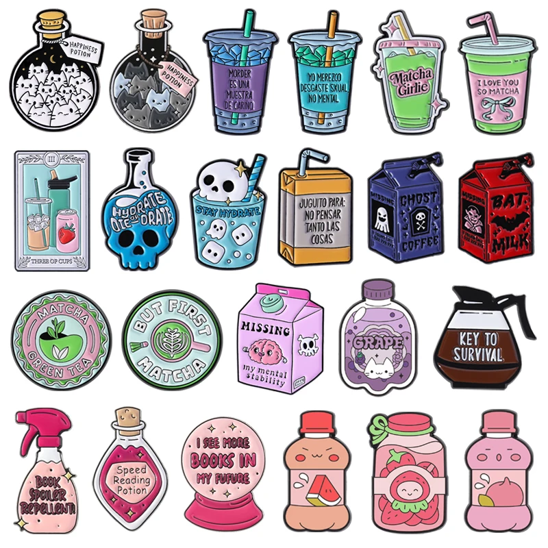 Pin esmaltado de poción de felicidad de dibujos animados Matcha Girlie fantasma café Halloween bebida aplastar Soda jugo broche solapa insignia joyería regalos